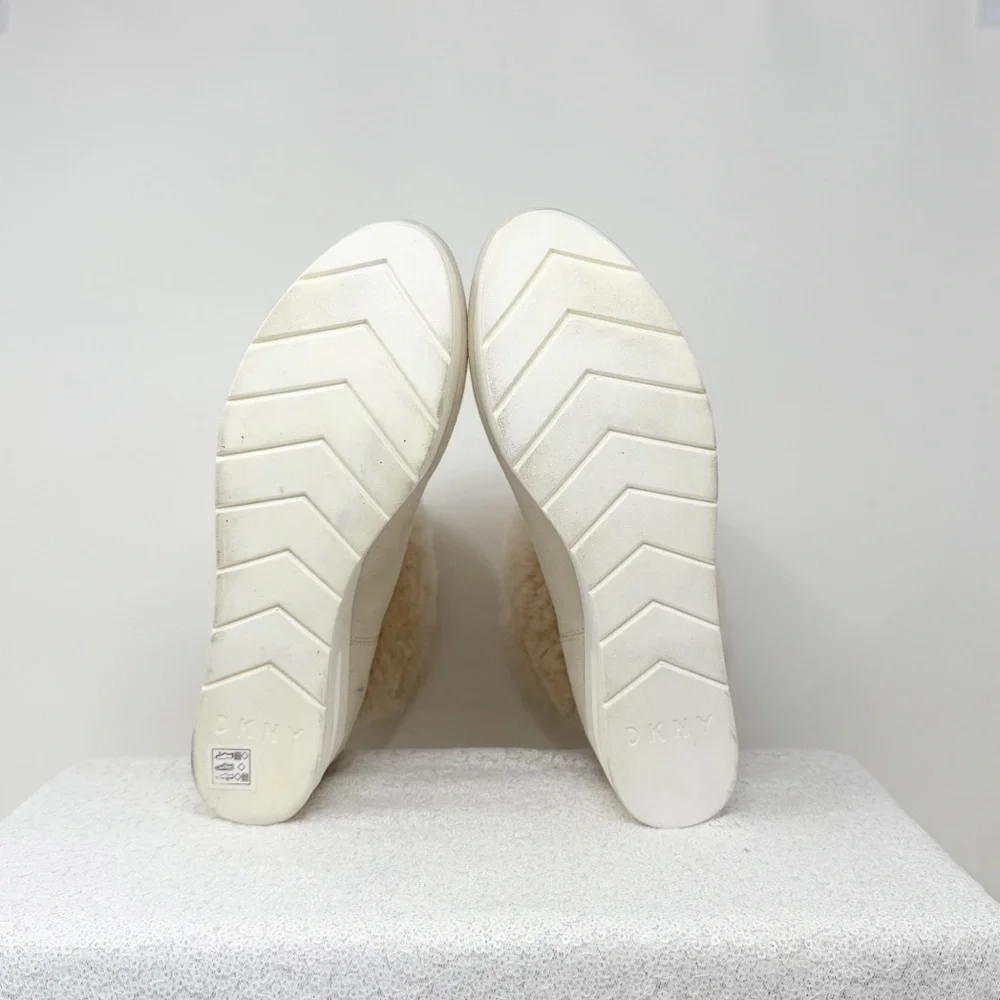 DKNY Women’s Abri Booties size 7.5